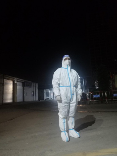 220914“疫”线有我,让党旗高高飘扬! (9).jpg