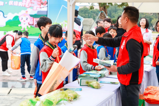 251216法治护航绿美生态 新会小鸟天堂奏响普法新乐章 (3).png