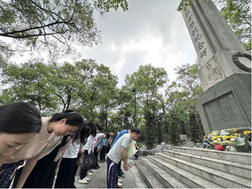 240408﻿开云电竞官方网站自然资源局下属六个党支部联合开展支部共建活动 (3).png