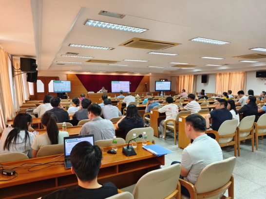 240805﻿开云电竞官方网站自然资源局举办“干部讲堂系列”——自然资源领域生态产品价值实现的理论、实践与思考专题讲座 (2).png