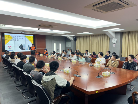 250422深化“党建+安全”机制，举办消防安全技能培训提升行动 (1).png