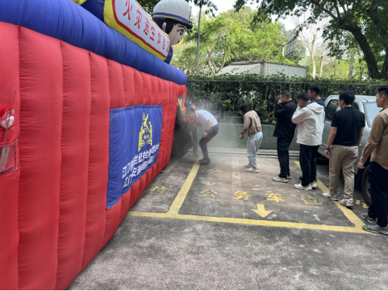 250422深化“党建+安全”机制，举办消防安全技能培训提升行动 (3).png