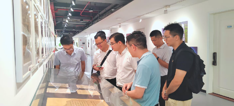 参观岭南报业博物馆2.png